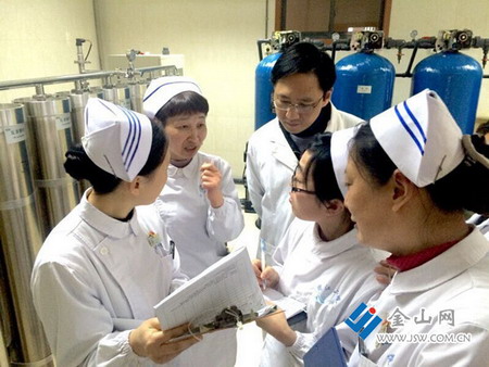 镇江市中西医结合医院组织一次血液透析安全工作自查