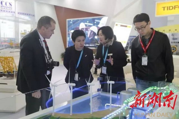 泰富重装自主研发一体化海水淡化装置亮相中国海工展
