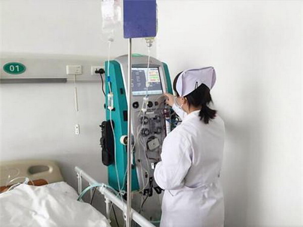渭南市中心医院首例“连续性床旁血液滤过”施治成功