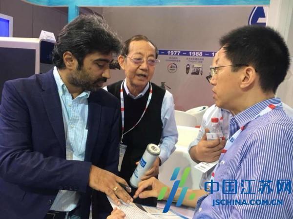 南通强生石墨烯净水新技术及其产品亮相上海国际水展