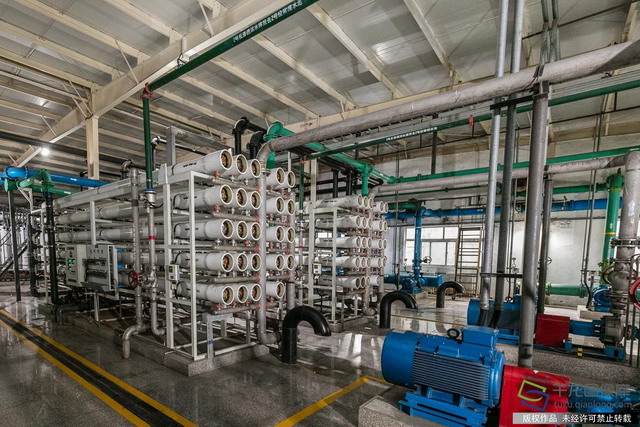 6月3日，“水到渠成共发展”网络主题活动走进天津国电津能热电有限公司水过滤设备车间。