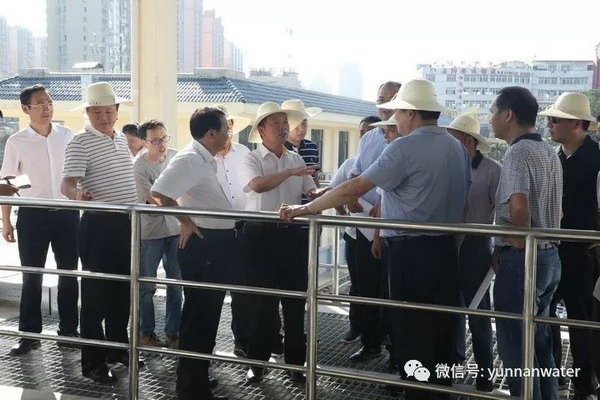 岳阳市委书记一行来到罗家坡污水处理厂二期现场调研