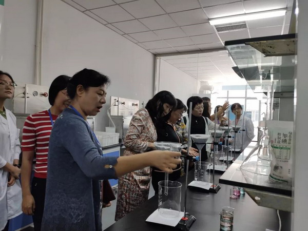 天元新材料承办天津市妇女联合会的饮水知识科普培训