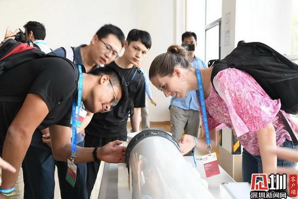 全球青年创新集中营各国营员参观深圳水务沙头角水厂