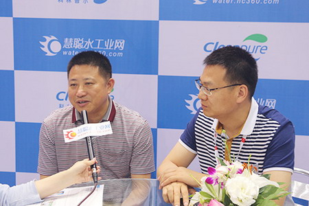博鑫精陶环保科技有限公司路廷杰先生（右）和吴汉阳先生（左）接受采访