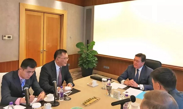 哈萨克斯坦第一副总理在北京会见中信环境技术董事长
