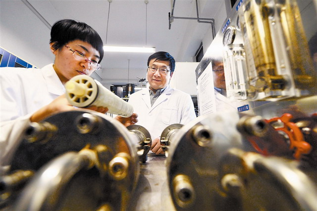 王志教授团队发明的新一代反渗透膜成功用于海岛供水