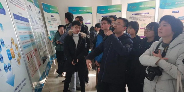 南京工业大学2011学院学生来到江苏膜科技产业园参观