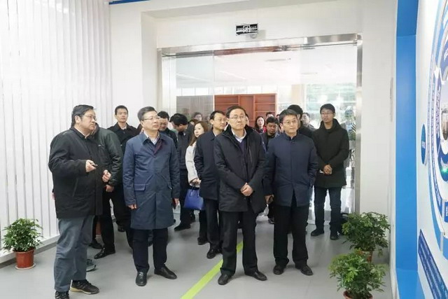 省建委办公厅主任王巨兵一行到江苏膜科技产业园考察