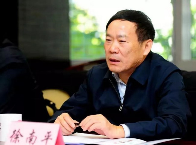 徐南平副部长赴清华环境学院调研污水资源化科技创新